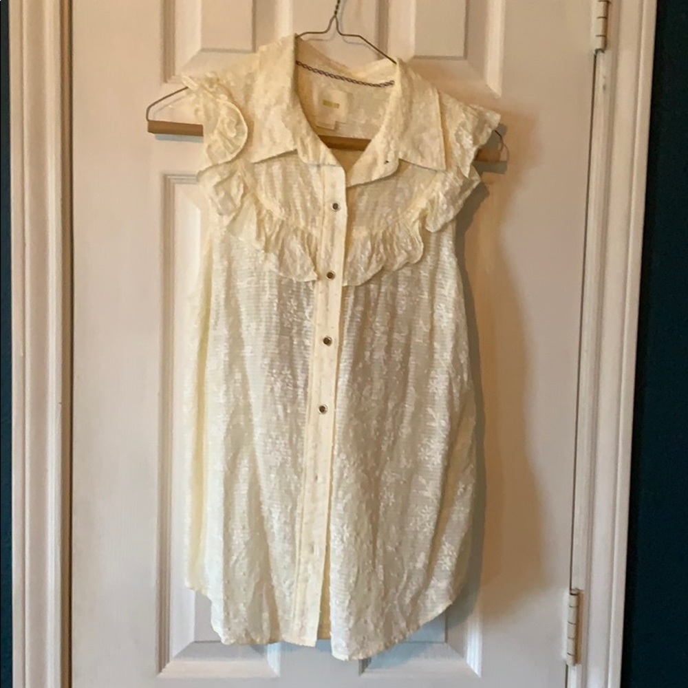 Anthropologie sleeveless ruffle blouse